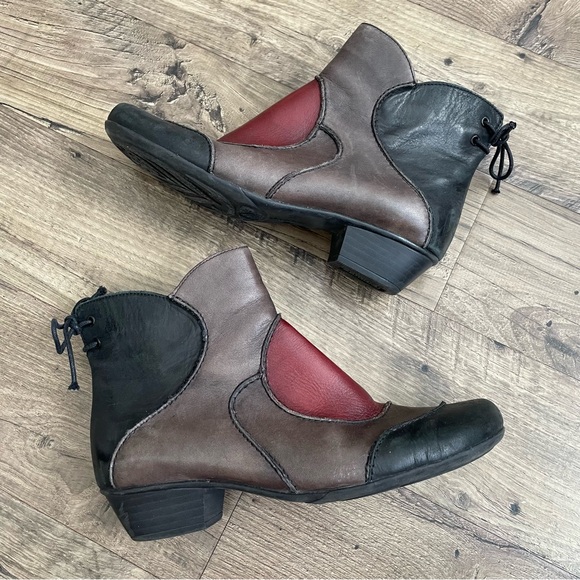 Remonte Shoes - REMONTE Dorndorf Black Red Gray Leather Bow Back Ankle Boots